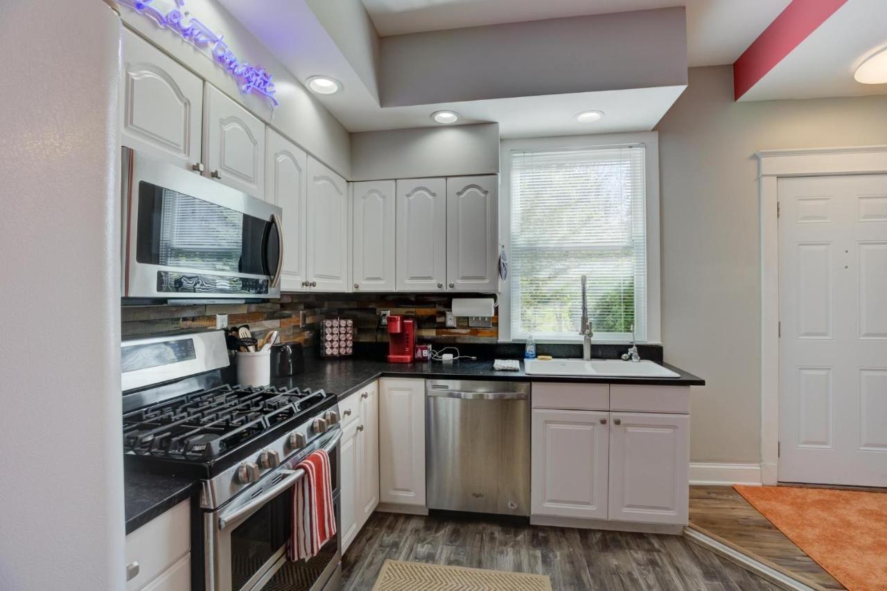 Hip And Spacious Midtown Cottage Near Beale Street Memphis Exteriér fotografie